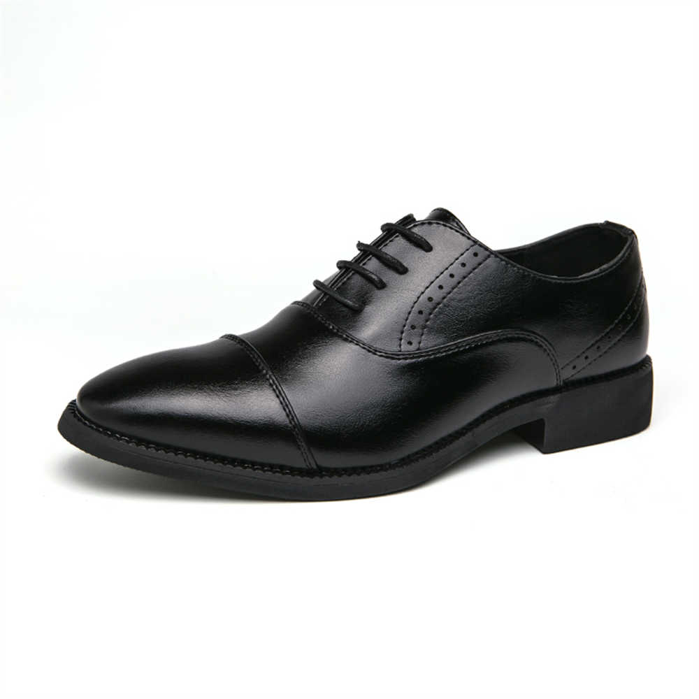 Men Formal Wear With Sneakers - Nummer 44 Semi-formele hardloopschoenen voor heren